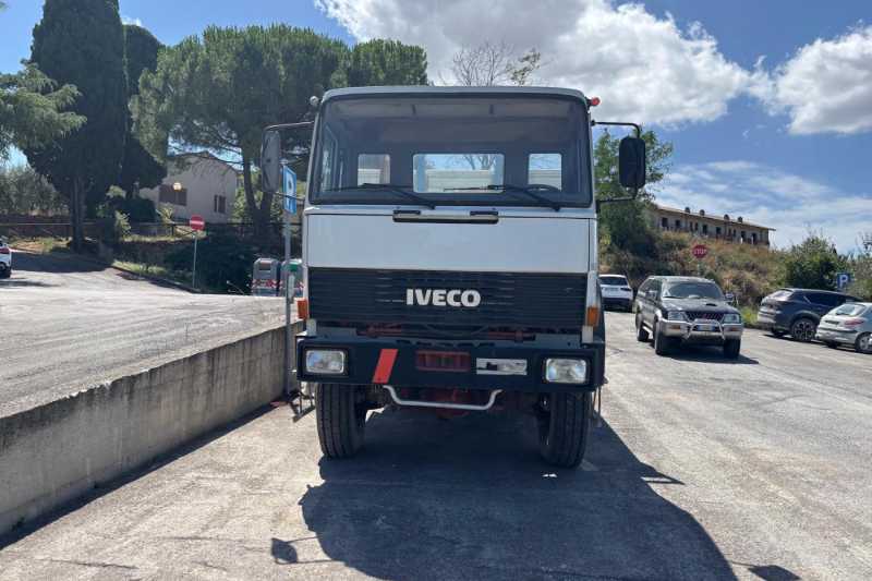 OmecoHub - Immagine IVECO 190 MAGIRIUS